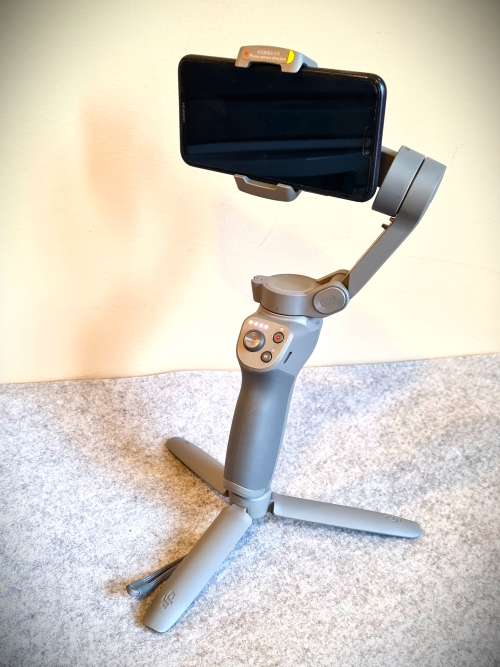 DJI Osmo Mobile 3 Camera Gimbal