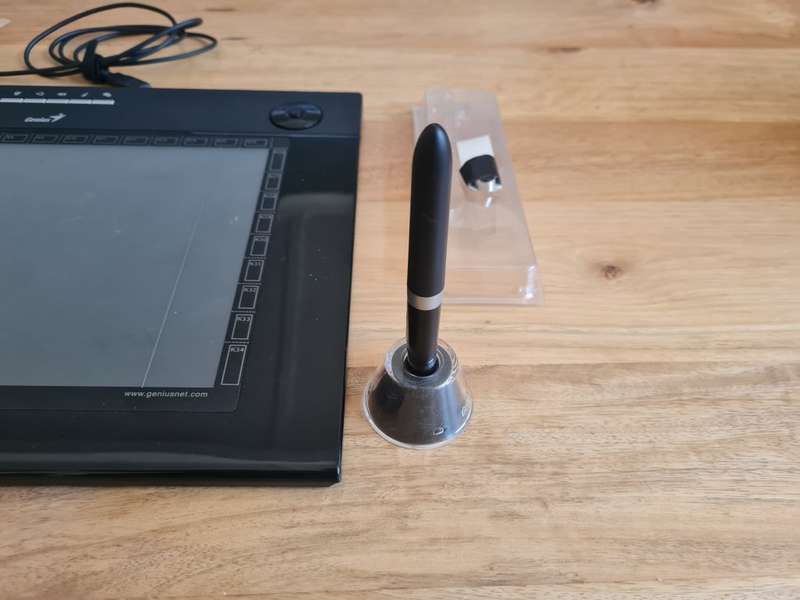 Genius Graphic Tablet + Accessories
