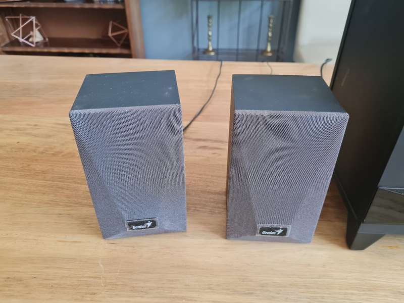 Genius 2.1 Speaker System