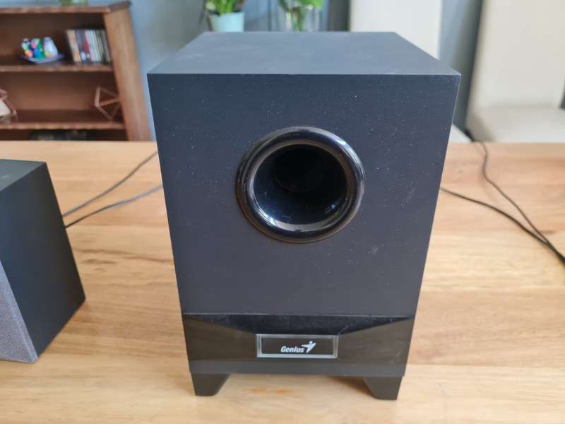 Genius 2.1 Speaker System