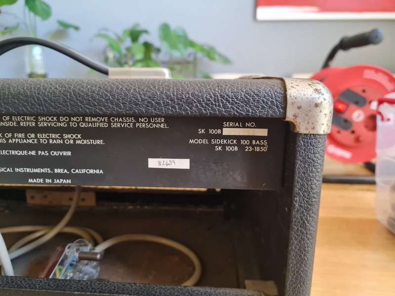 ** VINTAGE FENDER AMP ** 100W Sidekick