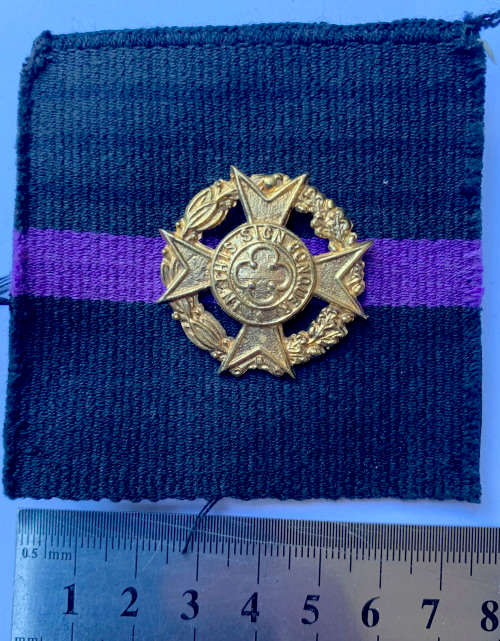 HS097 - Rhodesian Chaplains badge with felt backing on cloth Corps colours backing