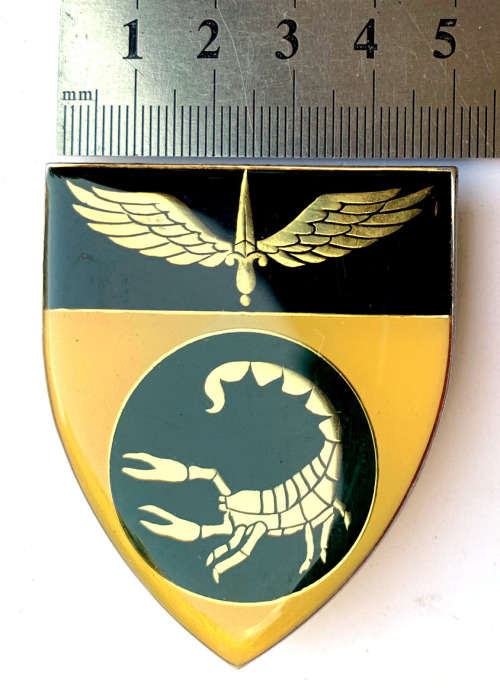 HS214 - SADF 2 Reconnaissance Commando metal flash 1st type - left facing (A)