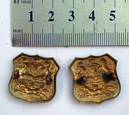 Durban Light Infantry collar badges