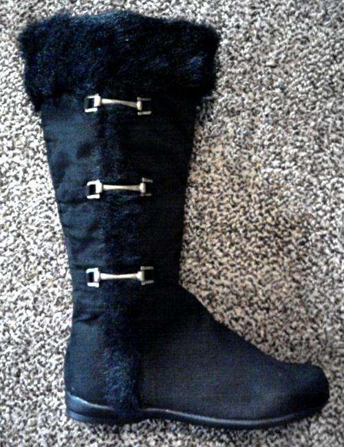 SUEDE FUR TRIMMED FLAT BOOTS,BLACK,SIZE 7