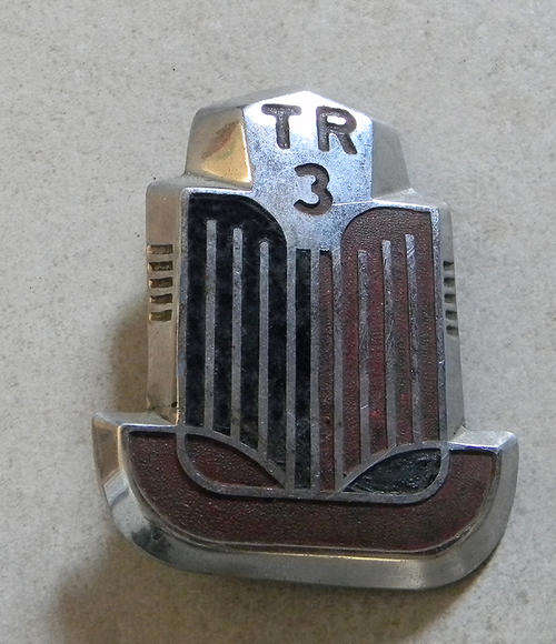 Triumph TR 3 Bonnet emblem!
