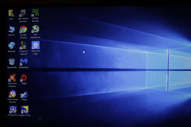 **Must Go**Gaming PC: Intel core i5  / 8 GB DDR3 / HD 7750 / 45