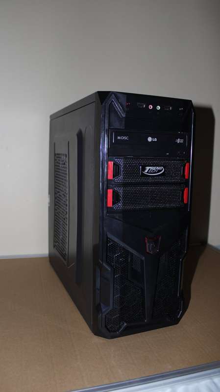 **Must Go**Gaming PC: Intel core i5  / 8 GB DDR3 / HD 7750 / 45