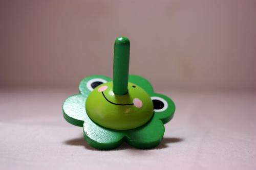Wooden Spinning Top - (Green)