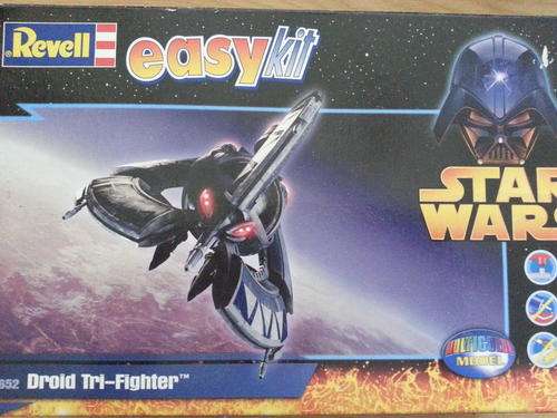 Star Wars Droid Tri Fighter Revell model kit 182mm