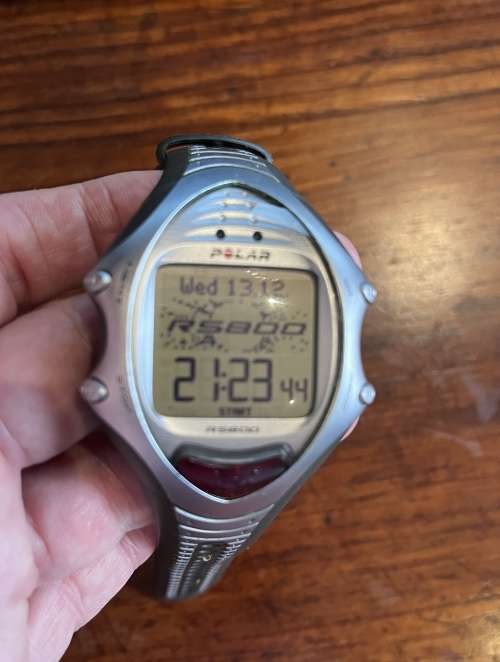Polar RS800, strap, pedometer, USB connector, manuals, pouch