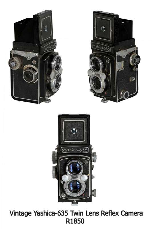 Vintage Yashica - 635 Twin Lens Reflex Camera