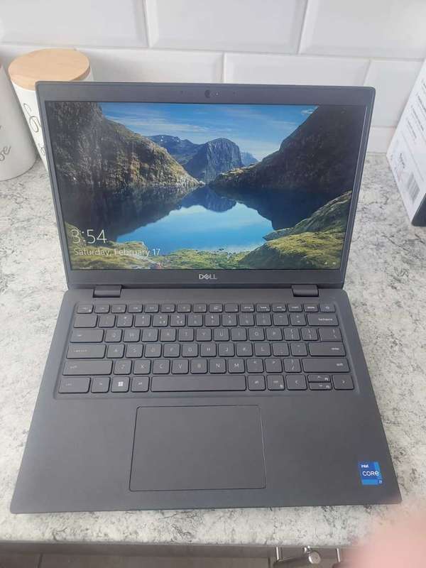 Dell Latitude 3420 i7-1165G7, 16GB RAM, 512GB SSD, Windows Pro, Warranty