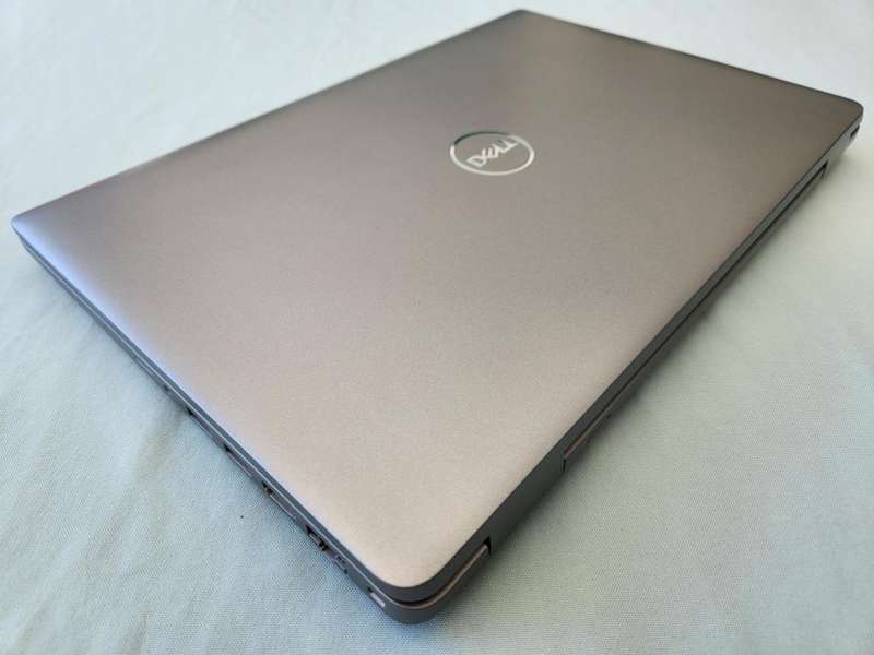 Dell Latitude 5540 i5-134U,16GB,512GB,LTE- Windows 11 Pro