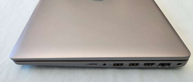 Dell Latitude 5540 i5-134U,16GB,512GB,LTE- Windows 11 Pro