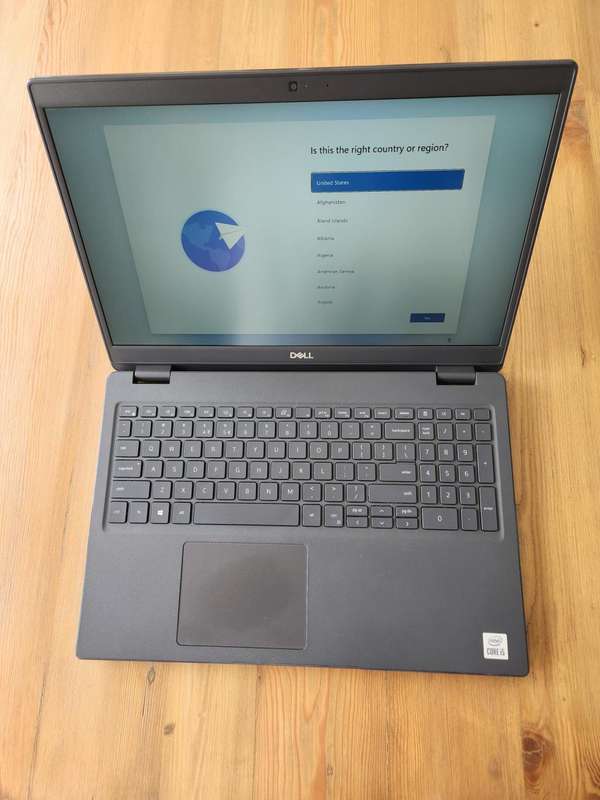 Dell Latitude 3510 i5-10210u, 8GB RAM , 256GB SSD - Windows 11 Pro
