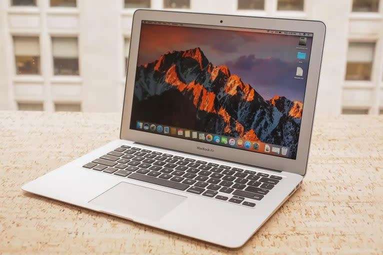 *Mint* MacBook Air (13-inch, 2017) - i5 1.8GHz, 8GB Ram, 128GB SSD