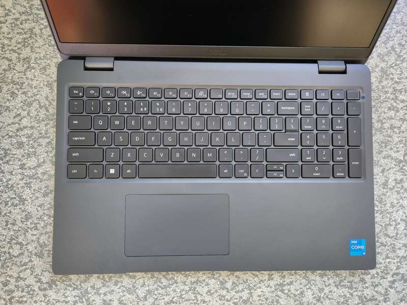 *13th gen i5!!!!* Dell Latitude 3540 i5-1335U,8GB,256GB - Windows Pro - Warranty!