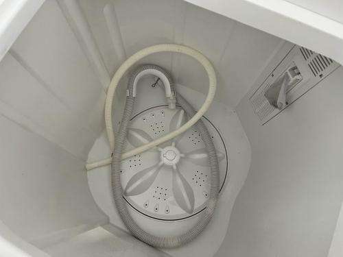 Hisense Twintub Wash machine