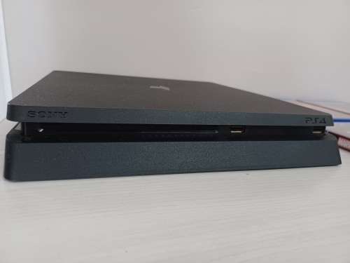 PS4 Slim 500 GB Console with Games