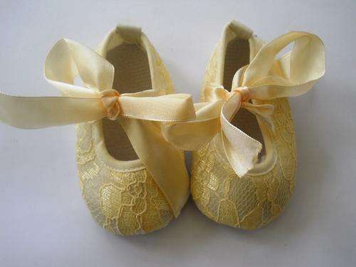 Lace Shoes - Ivory Cream