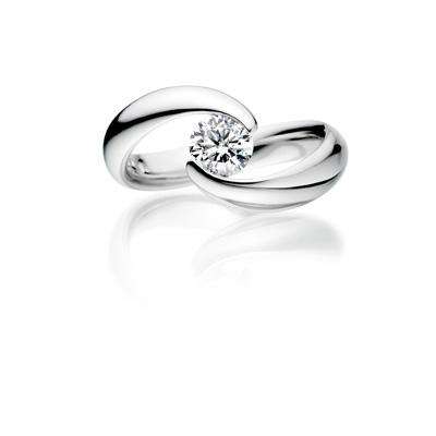 0.08Cts Real Diamond Ring@1Re auction.