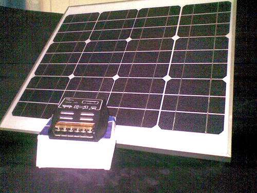 SOLAR PANNEL 25WATT WITH 12V/24V-10 AMP REGULATOR