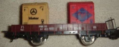 LIMA WAGON WITH METAL WHEELS