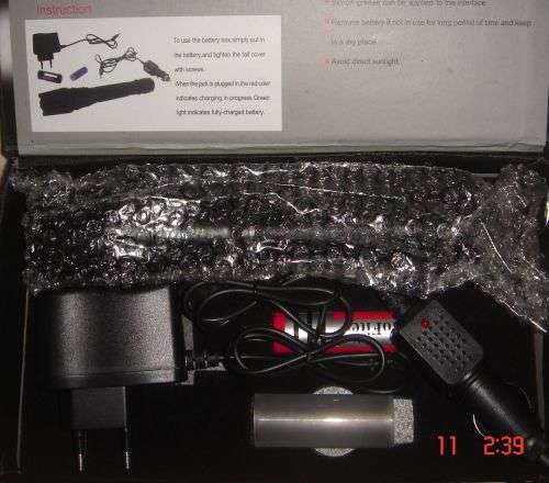 BRAND NEW 1800 LUMENS TORCH