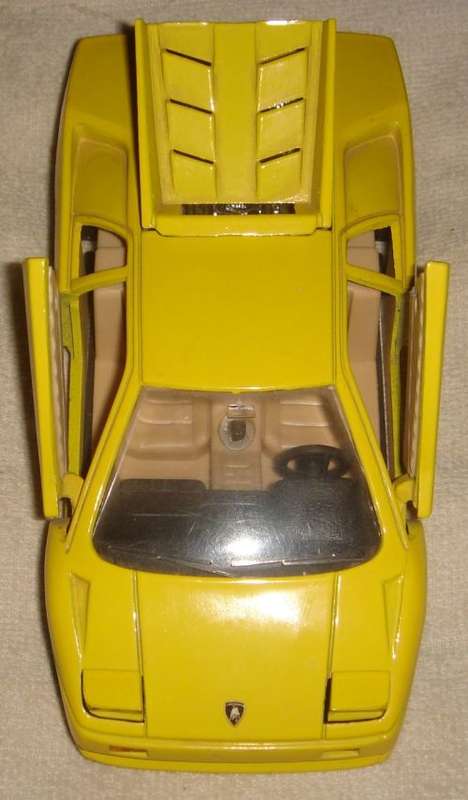 A COLLECTION OFF METAL CARS MB BMW PORCH 1987 FERRARI F40 AND LAMBORGHINI DIABLO