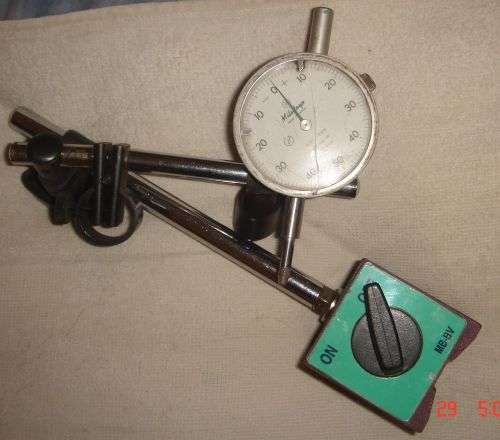 MITOTOYO DIAL INDICATOR FOR LATHE IN WORKING ORDER