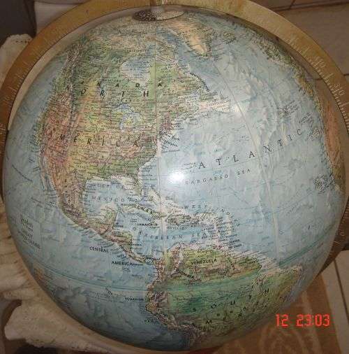 Vintage 1970 Readers Digest Replogle 12" Great World Globe made in CHIGARGO