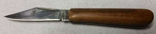 TWO HIGHLY COLLECTABEL KNIVES C EVERTS STAHL AND RITCHARDS IRELAND BUIDDING ARE PER KNIVE
