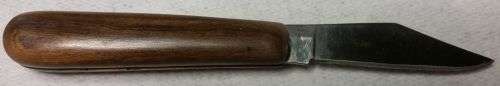 TWO HIGHLY COLLECTABEL KNIVES C EVERTS STAHL AND RITCHARDS IRELAND BUIDDING ARE PER KNIVE