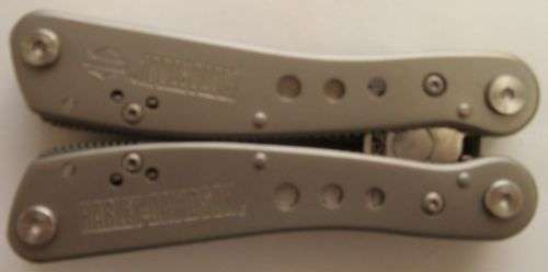 A BRAND NEW HARLEY-DAVIDSON MULTITOOL