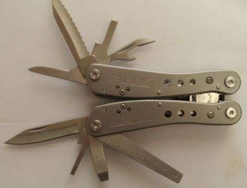 A BRAND NEW HARLEY-DAVIDSON MULTITOOL