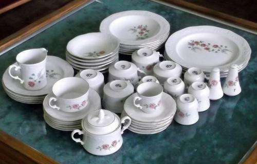 Vintage Dinner Service! - Hugenot Royale - 49 pce!