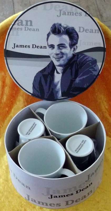 WOW! 4X JAMES DEAN COFFEE MUGS IN BOX!