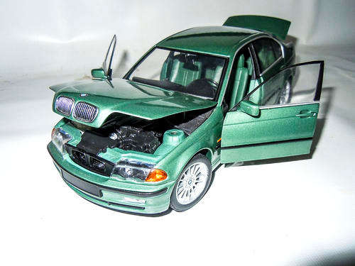 BMW 328i E46 series by UT models 1:18 scale die cast