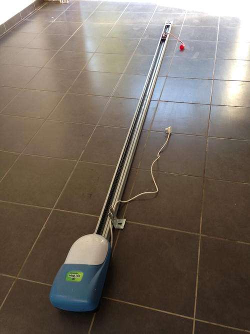 ET Systems garage door motor, DC BLUE, with two remotes, COLLECT ONLY