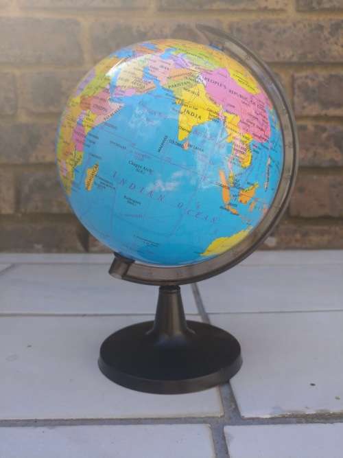 DESKTOP EARTH GLOBE WORLD MAP 14cm