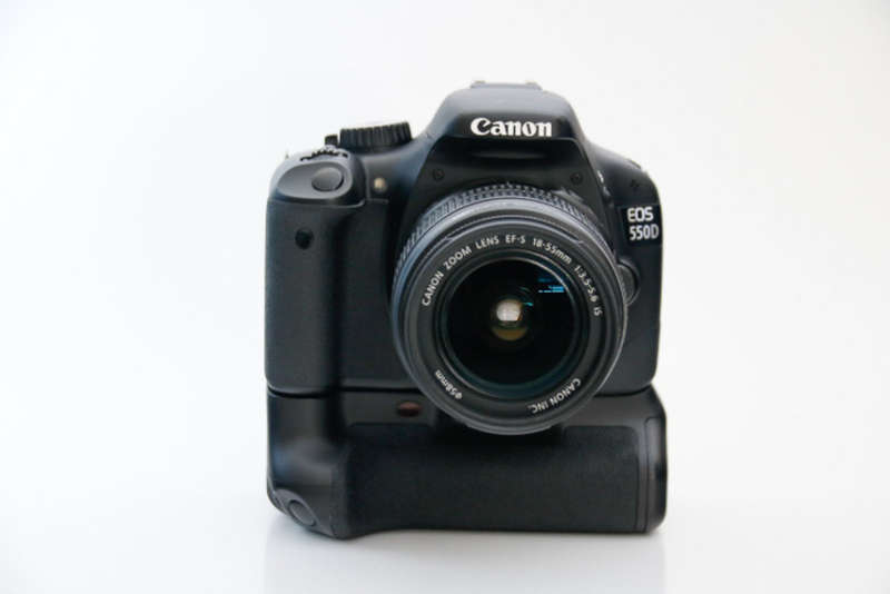 Canon EOS 550D DSLR Camera