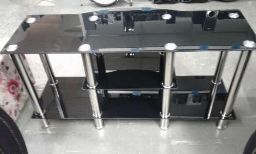 GLASS TV STAND