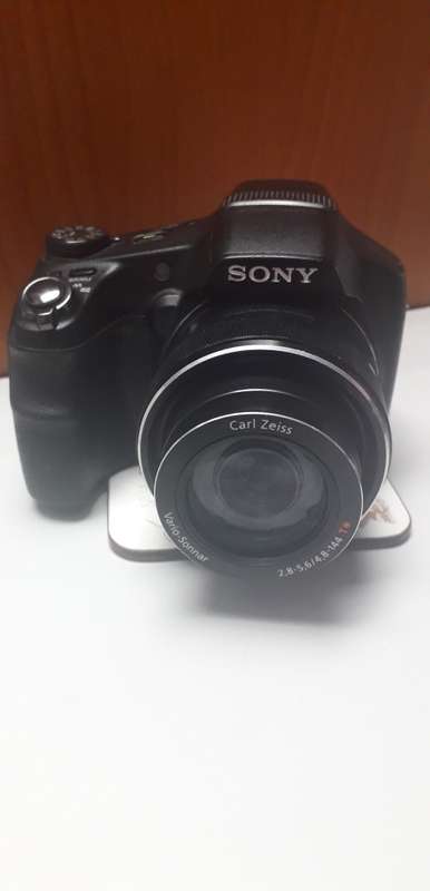 SONY CYBER SHOT DIGITAL CAMERA