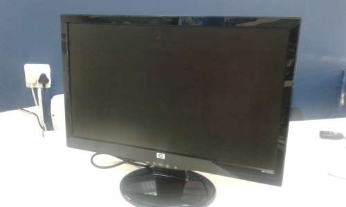 HP 20" MONITOR