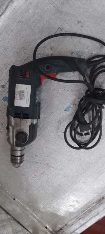BOSCH 850W HAMMER DRILL