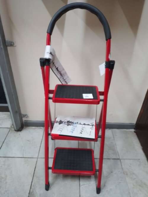 3 STEP LADDER