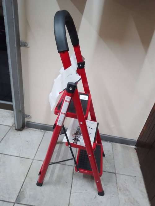3 STEP LADDER