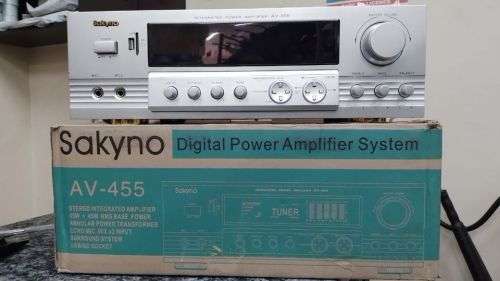 SAKYNO AV-455 DIGITAL AMPLIFIER