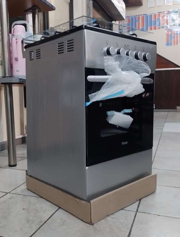 FERRE 4 PLATE GAS STOVE & OVEN